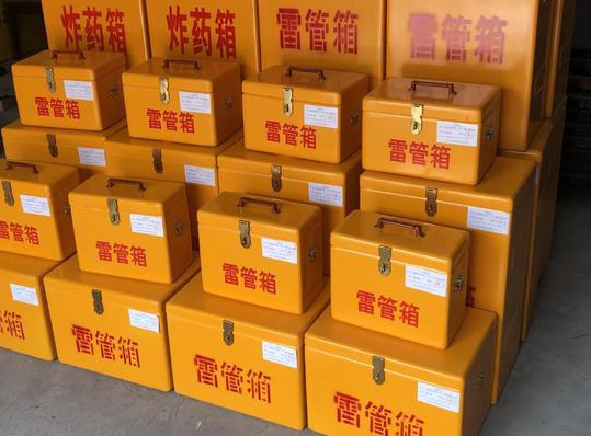 长兴玻璃钢雷管箱的使用寿命一般是多少？